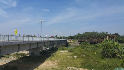 Đường sắt đi cầu Sông Bồ mới ảnh 2